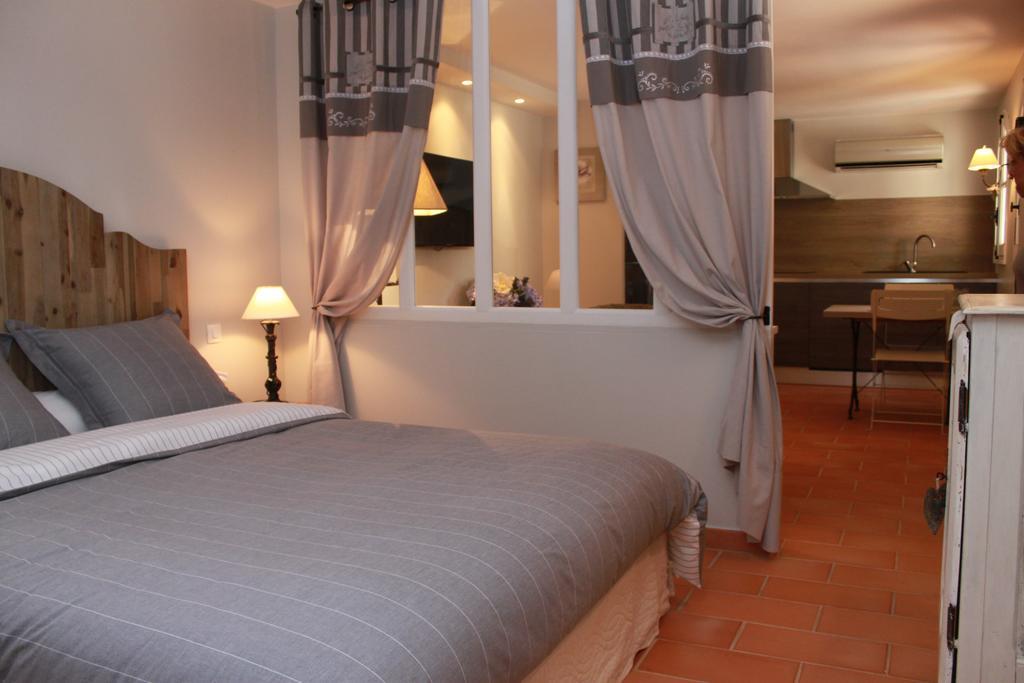 La Bastide Des Senteurs Peymeinade Room photo